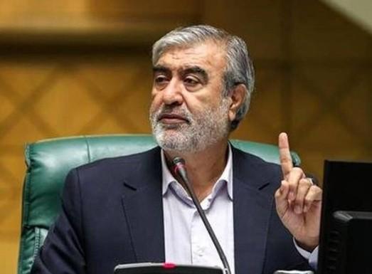 泽连斯基惹火上身，伊朗议会宣布：乌克兰全境都是合法打击目标

麻烦看官老爷们右上