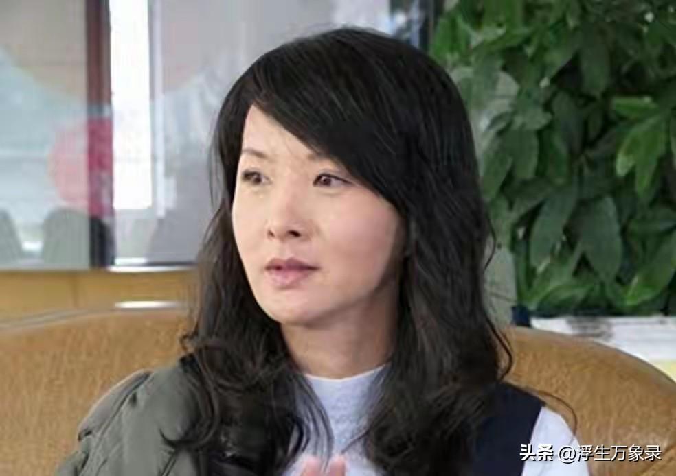 从《大宅门》李香秀陷入舆论争议，53岁谢兰进退两难的演艺人生路
 
提起谢兰，很