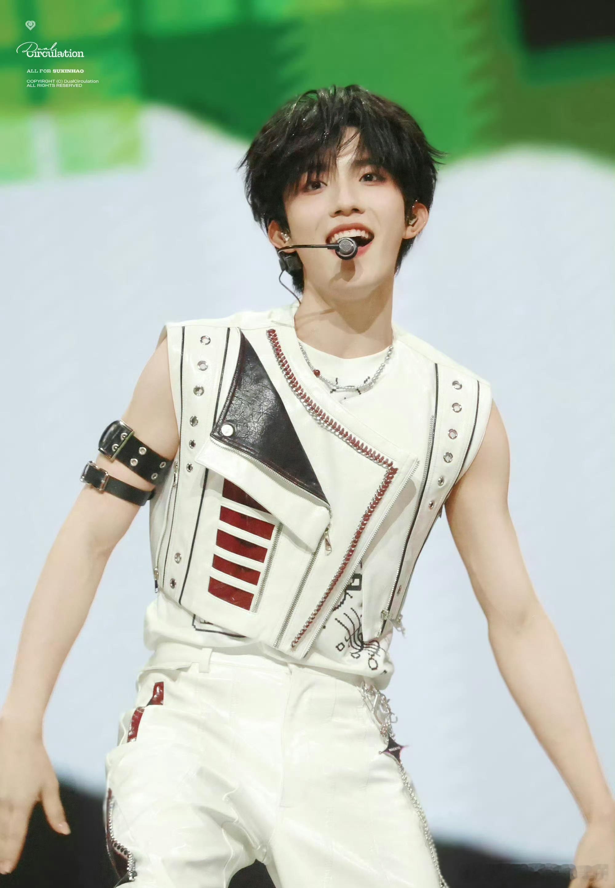 今日份男星舞台状态，你为谁心动？王俊凯 王源 丁禹兮 任嘉伦 侯明昊 朱志鑫 苏