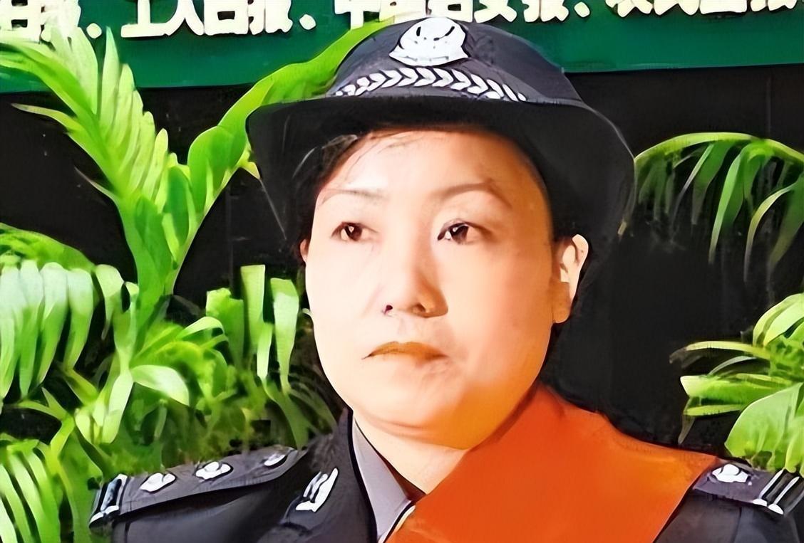 你知道吗？有个女警察，任长霞，她可是个神探级别的英雄！她一生为人民服务，破获了3