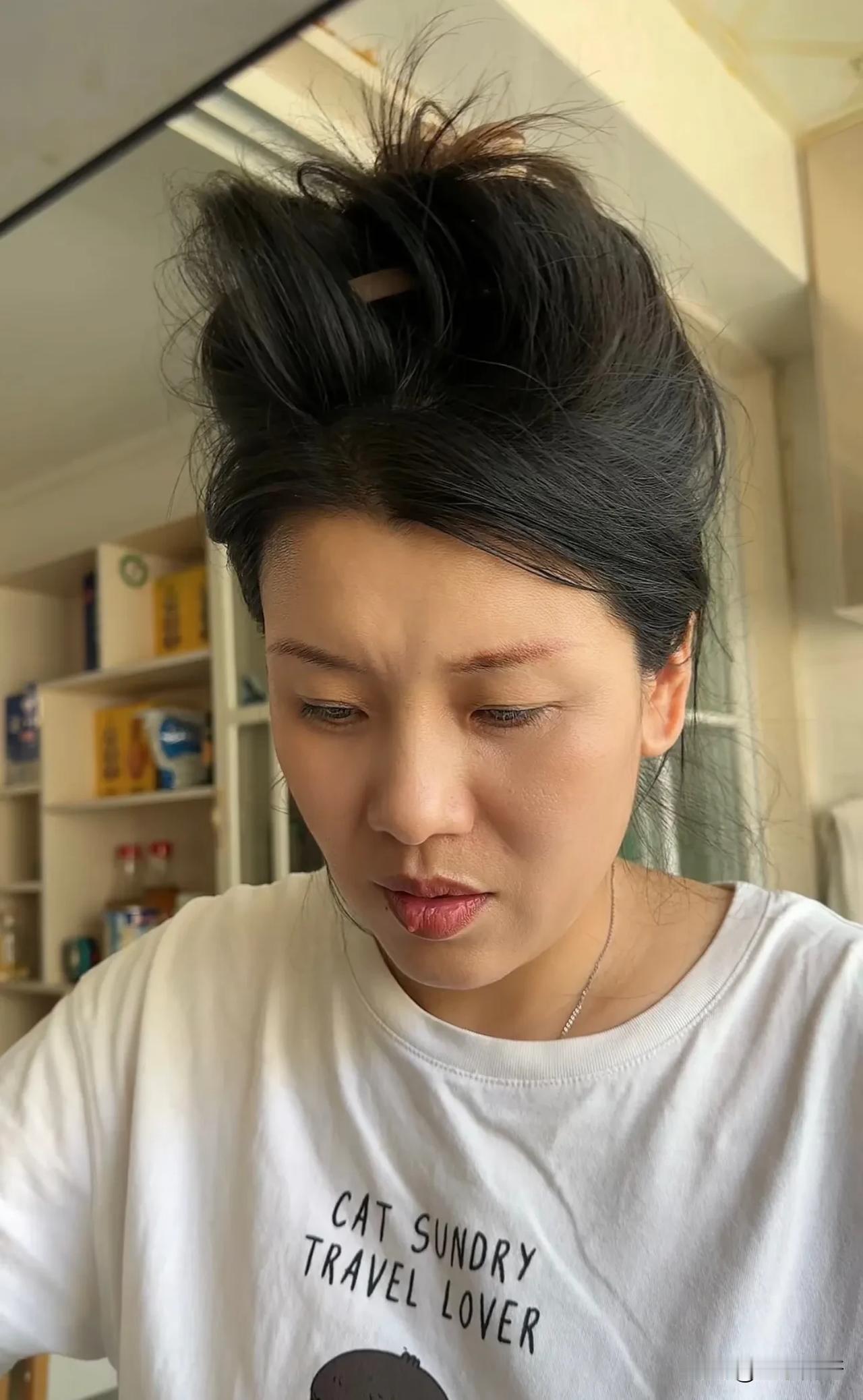 媳妇去高各庄公社找胡德禄弄了个时兴的发型[捂脸]