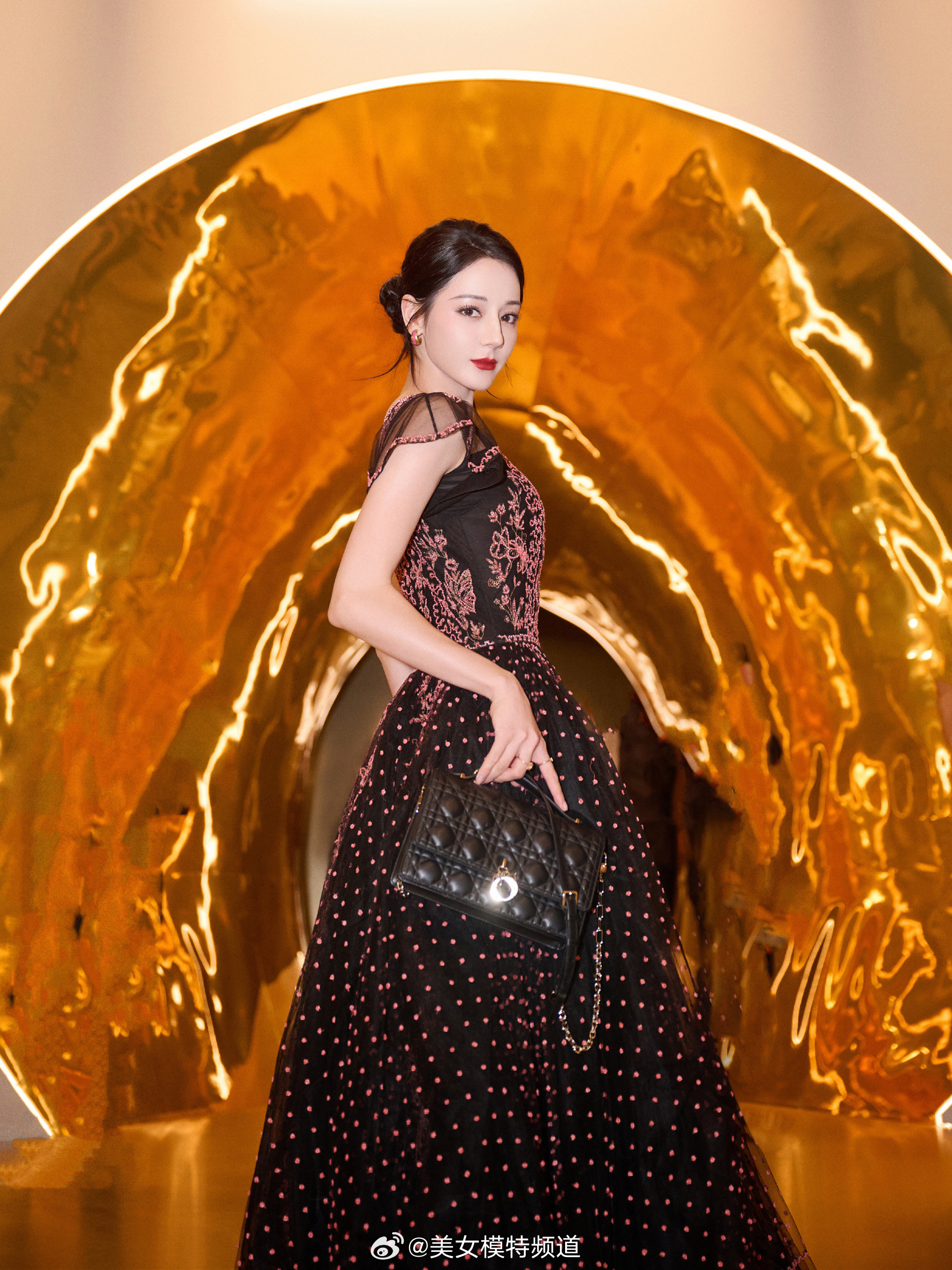 迪丽热巴最美代言人 