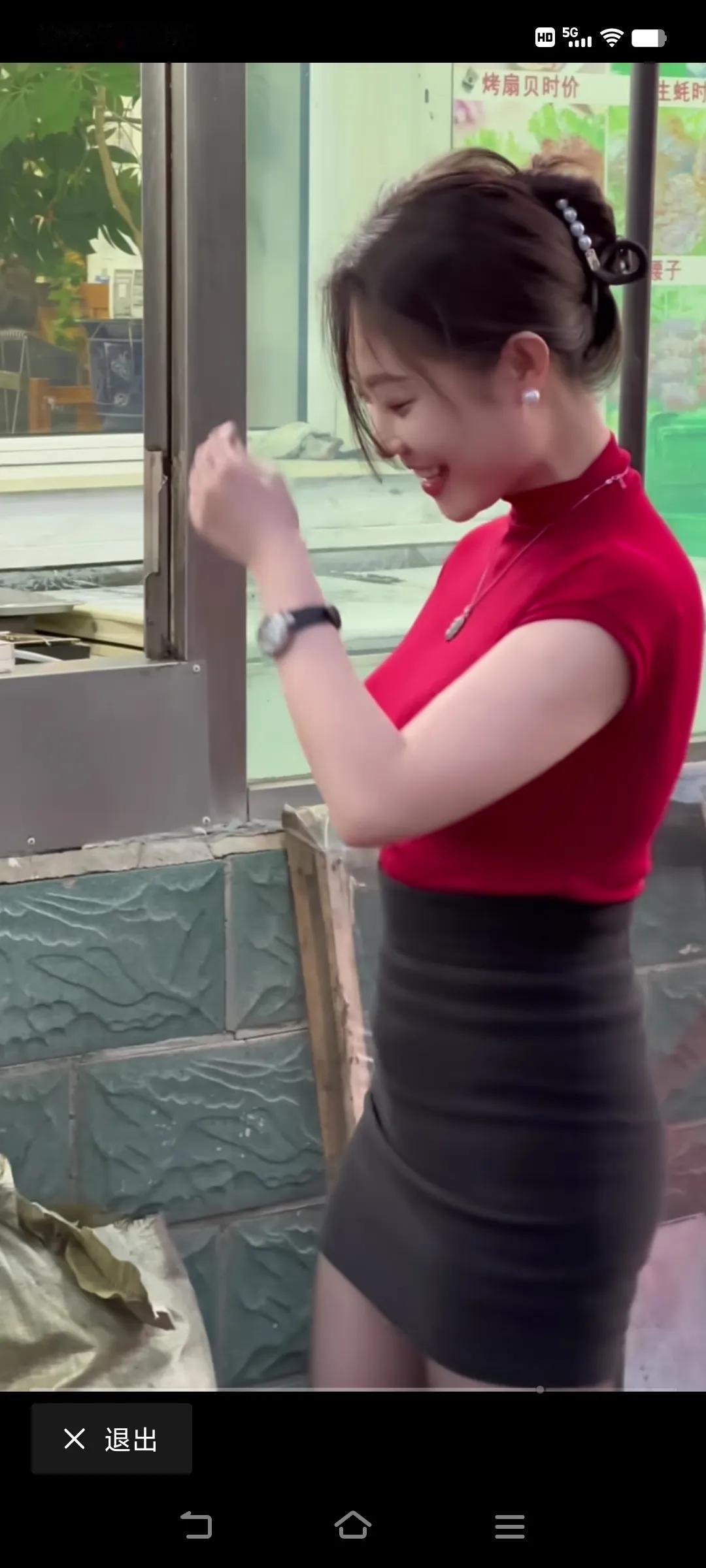 又遇开心事！你猜猜！#1清纯甜美# #可能是最美女孩# #分享迷人的佳丽# #最