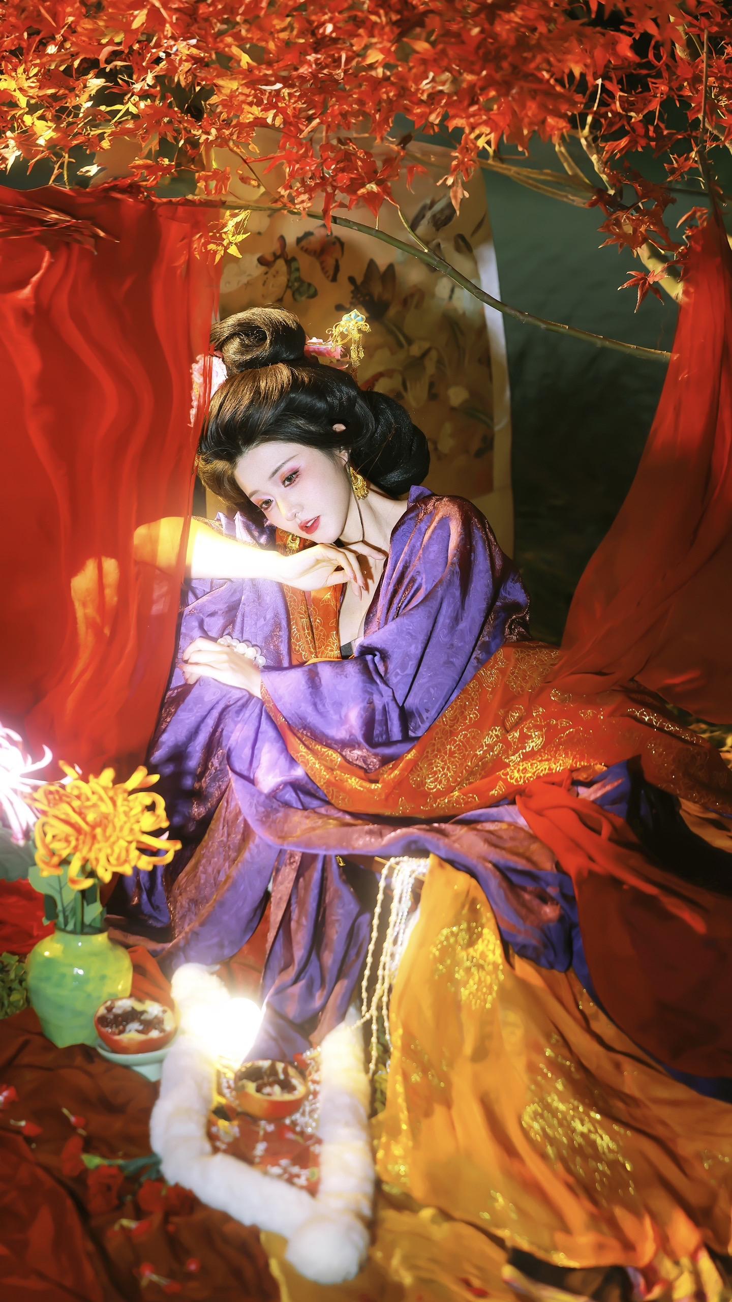 大唐夜宴。在小区公园拍的富贵唐风！