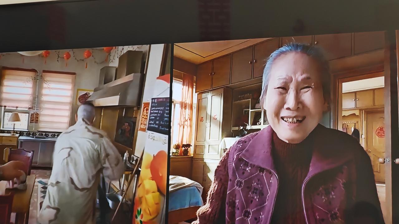 请看AI解读《欢迎来龙餐馆》

欢迎光临“龙餐馆”！我将掀开这间神秘的店门帘了。