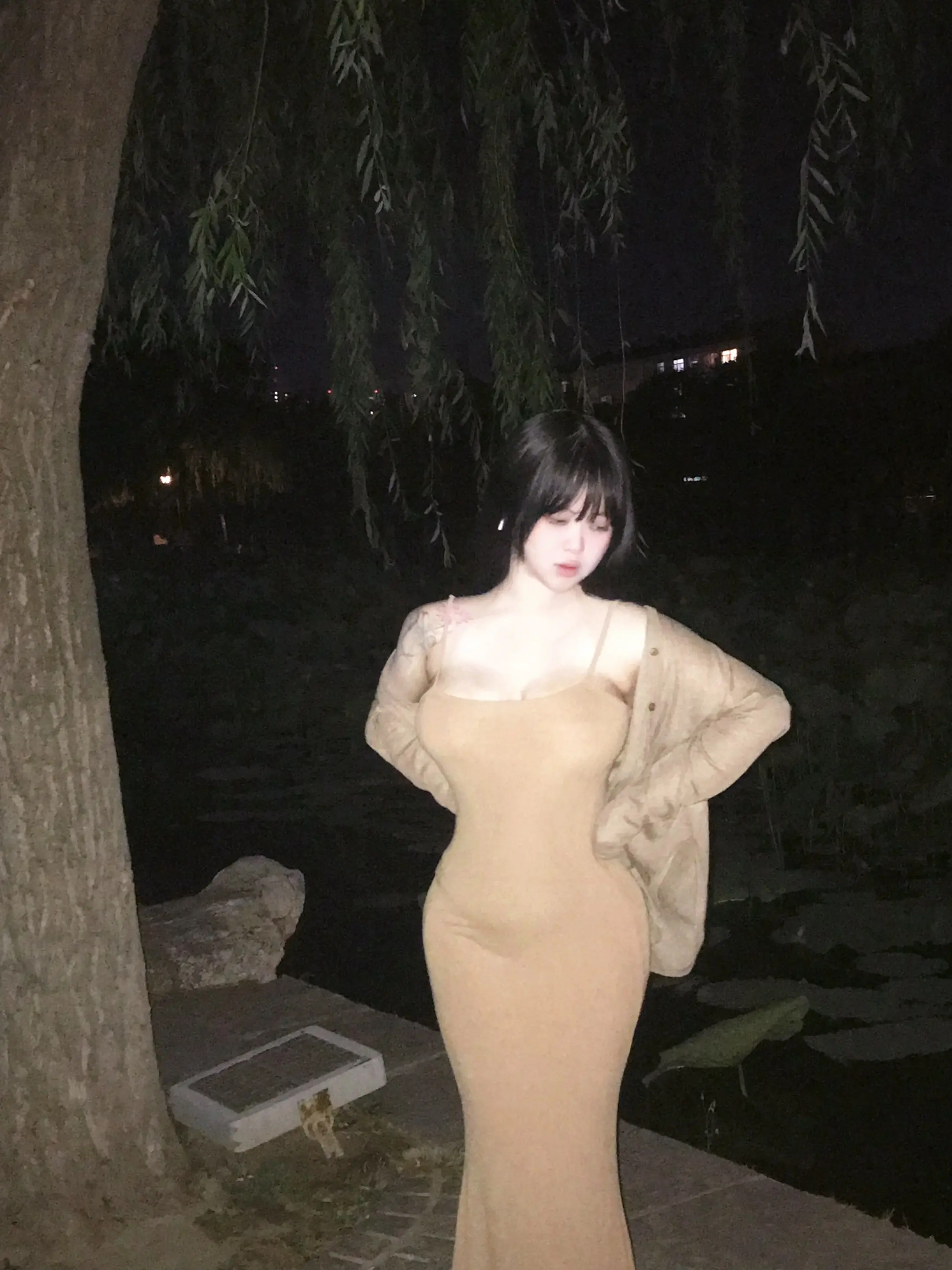 你像一场大雨 淋湿我的眼睛
