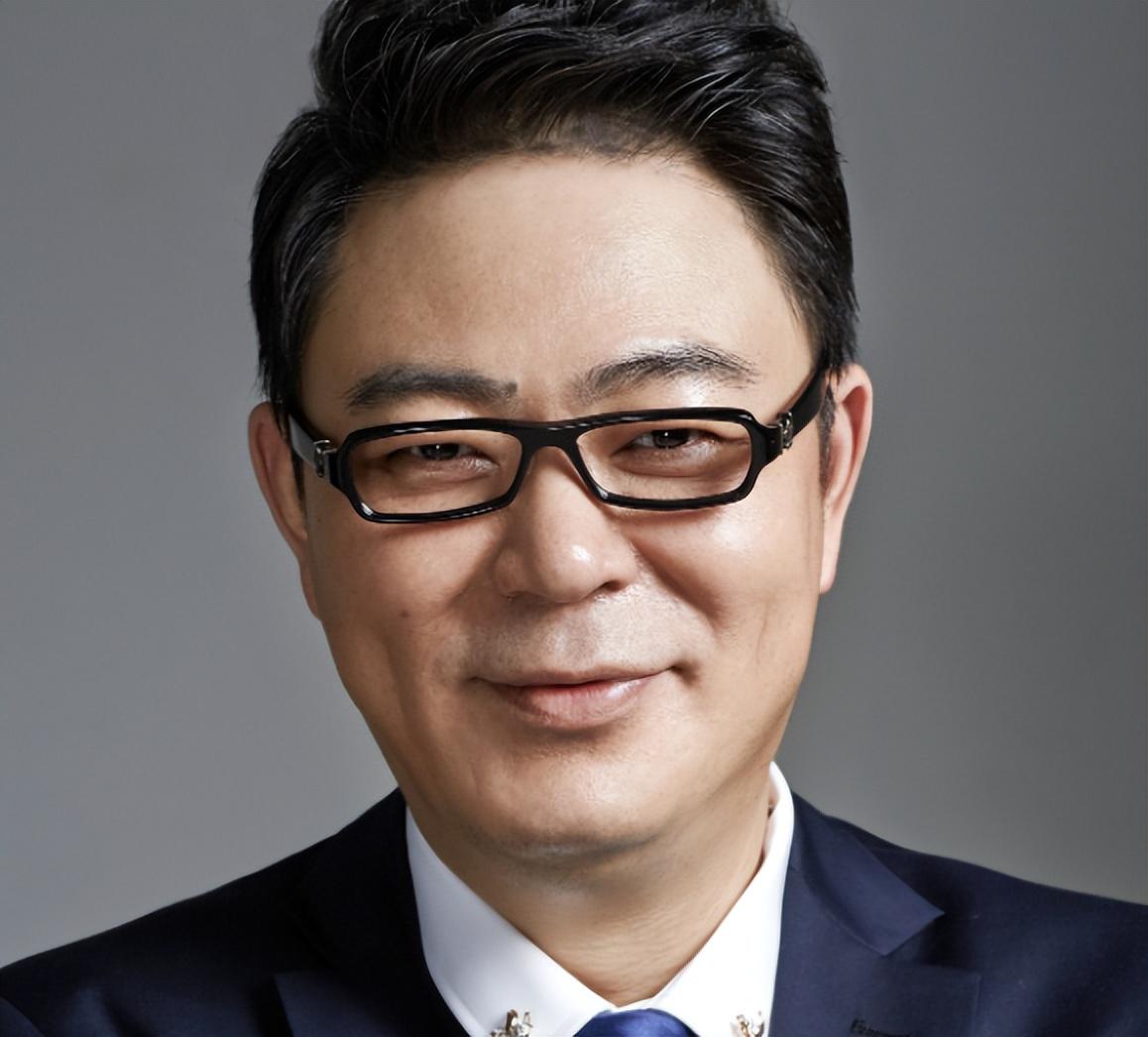 盘点淄博走出的知名影视演员（含电影、电视剧双栖，按国民度排序）
 
1. 高亚麟