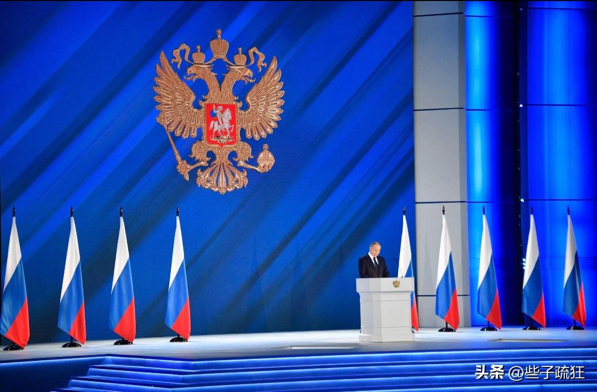 姜还是老的辣，正当伊朗关闭霍尔木兹海峡让全球陷入能源恐慌之时，普京在3月4日突然