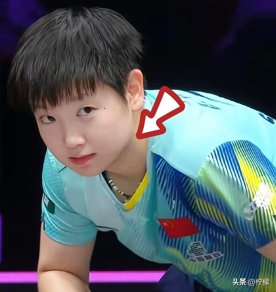 其实有点预感莎莎这场会输，
看她反手发球就知道结果了。
今天的比赛她就是打自己想