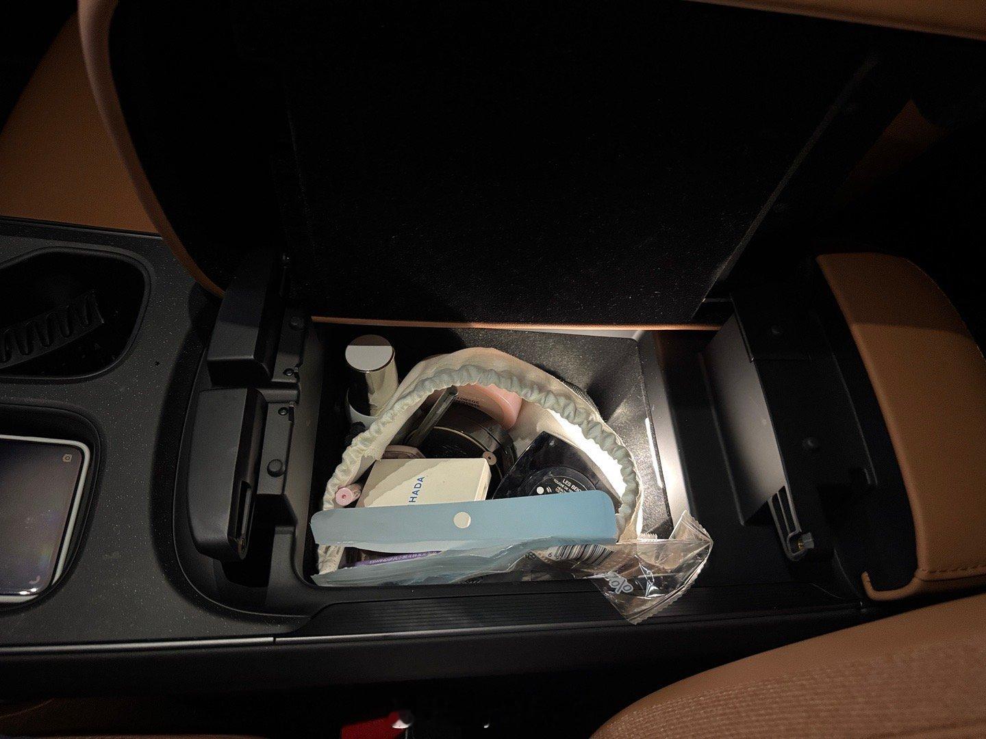 车被老婆开走之后，就变成这样了[摊手]大v聊车 ​​​