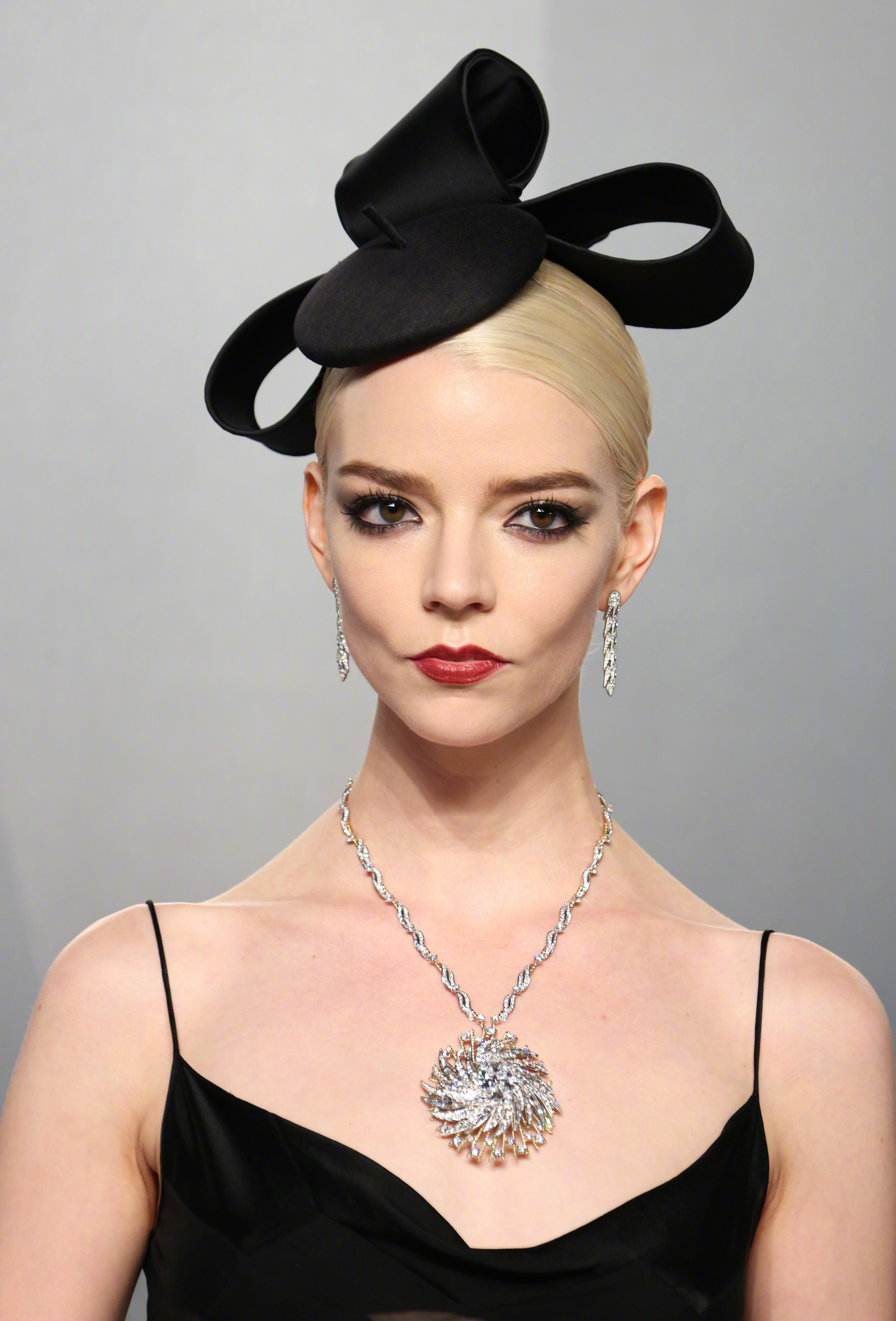 出席Vanity Fair名利场奥斯卡派对的安雅Anya Taylor-Joy 