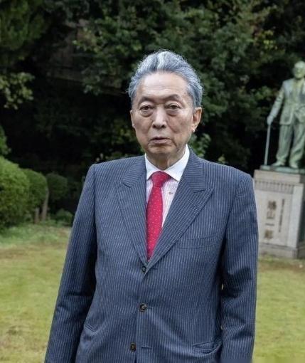 日本前首相曾提醒高市，当年中国免掉千亿赔款，是因给日本立了个死规定，

这笔钱按