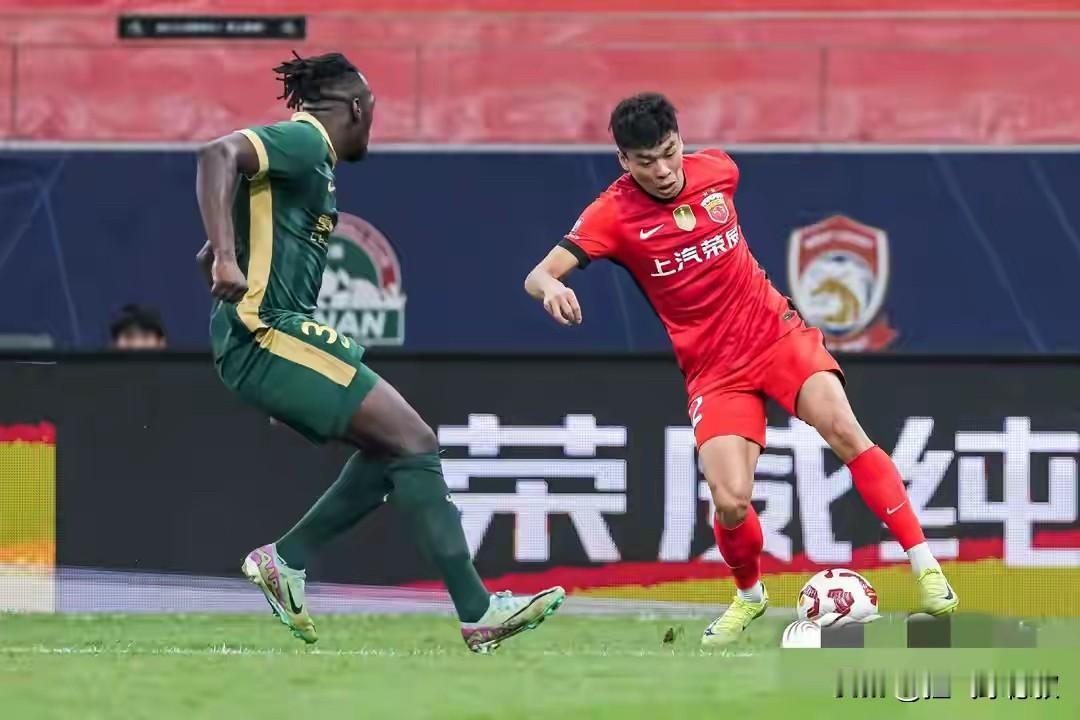 上海海港本赛季的表现！那是真的亮眼又抗打！

29轮联赛豪取63分，稳稳领跑积分