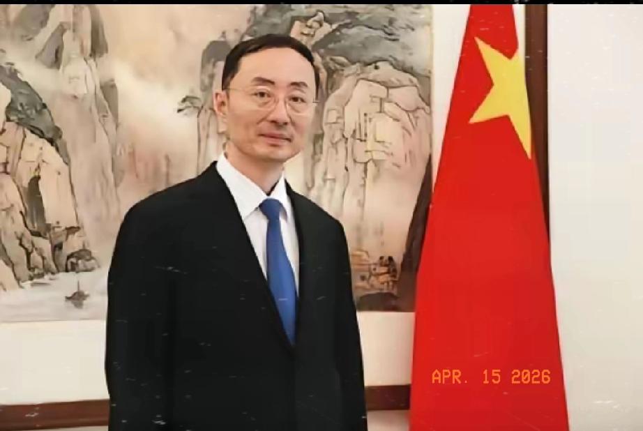 国务院任免国家工作人员。

任命赵文芳为国家铁路局副局长，免去孙卫东的外交部副部