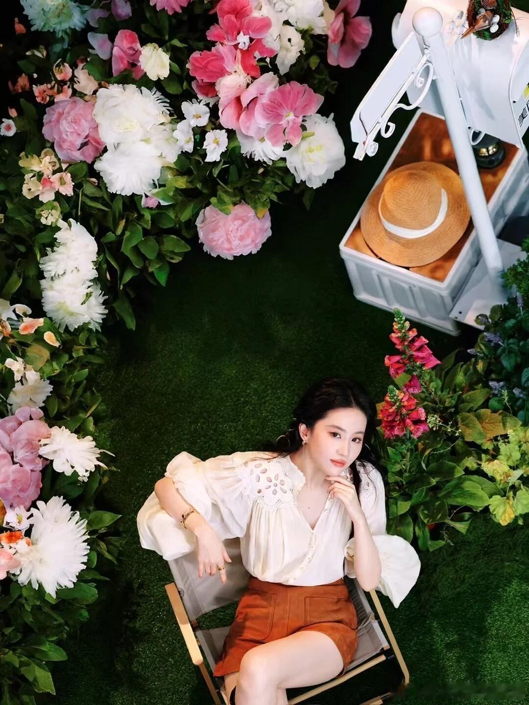 处女座有刘亦菲杨幂真的好权威啊 ​​​