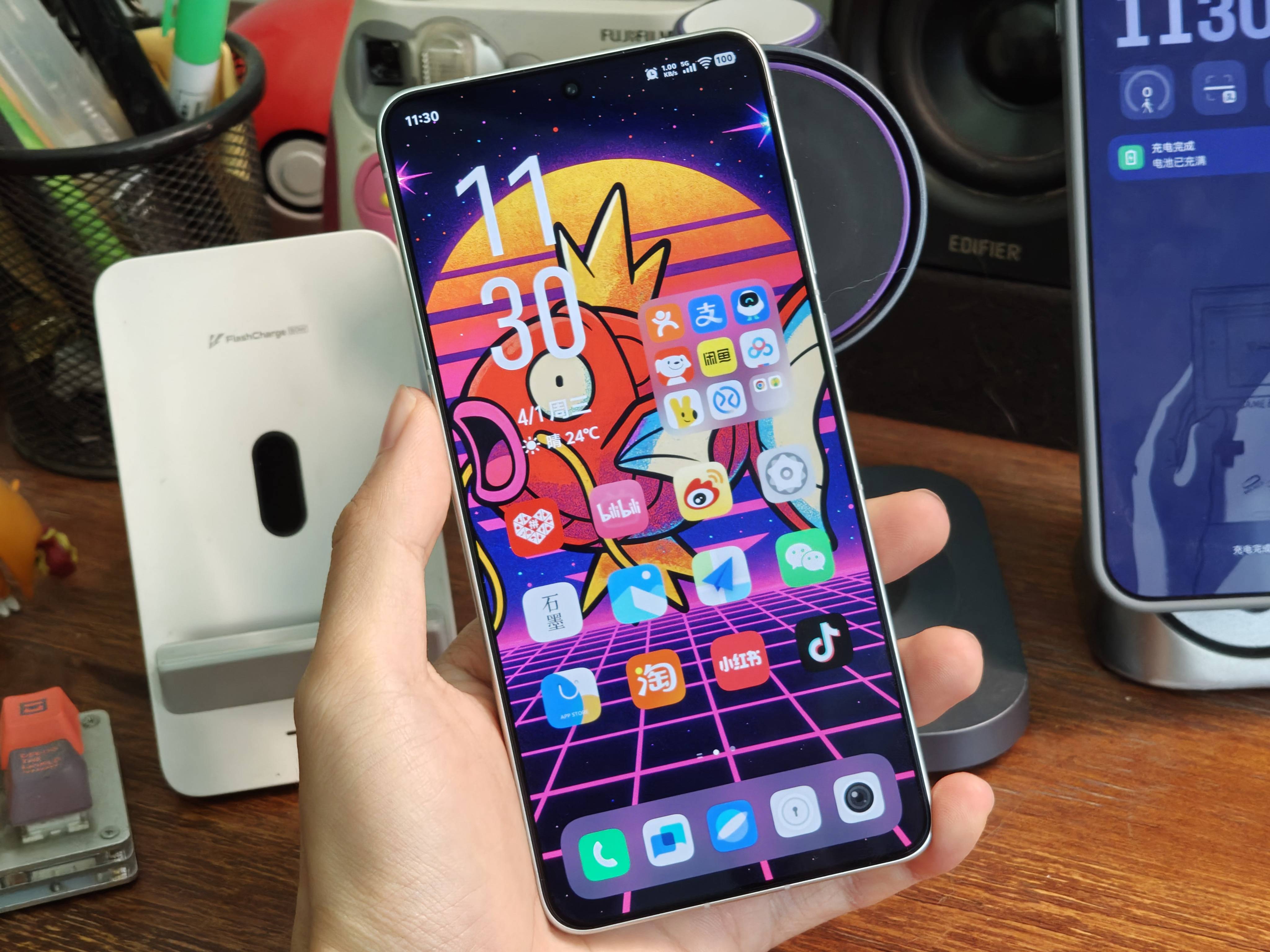 刚刚突然想起X300U跟X8U屏幕尺寸是一样的，R角也很接近，所以就试着给X30