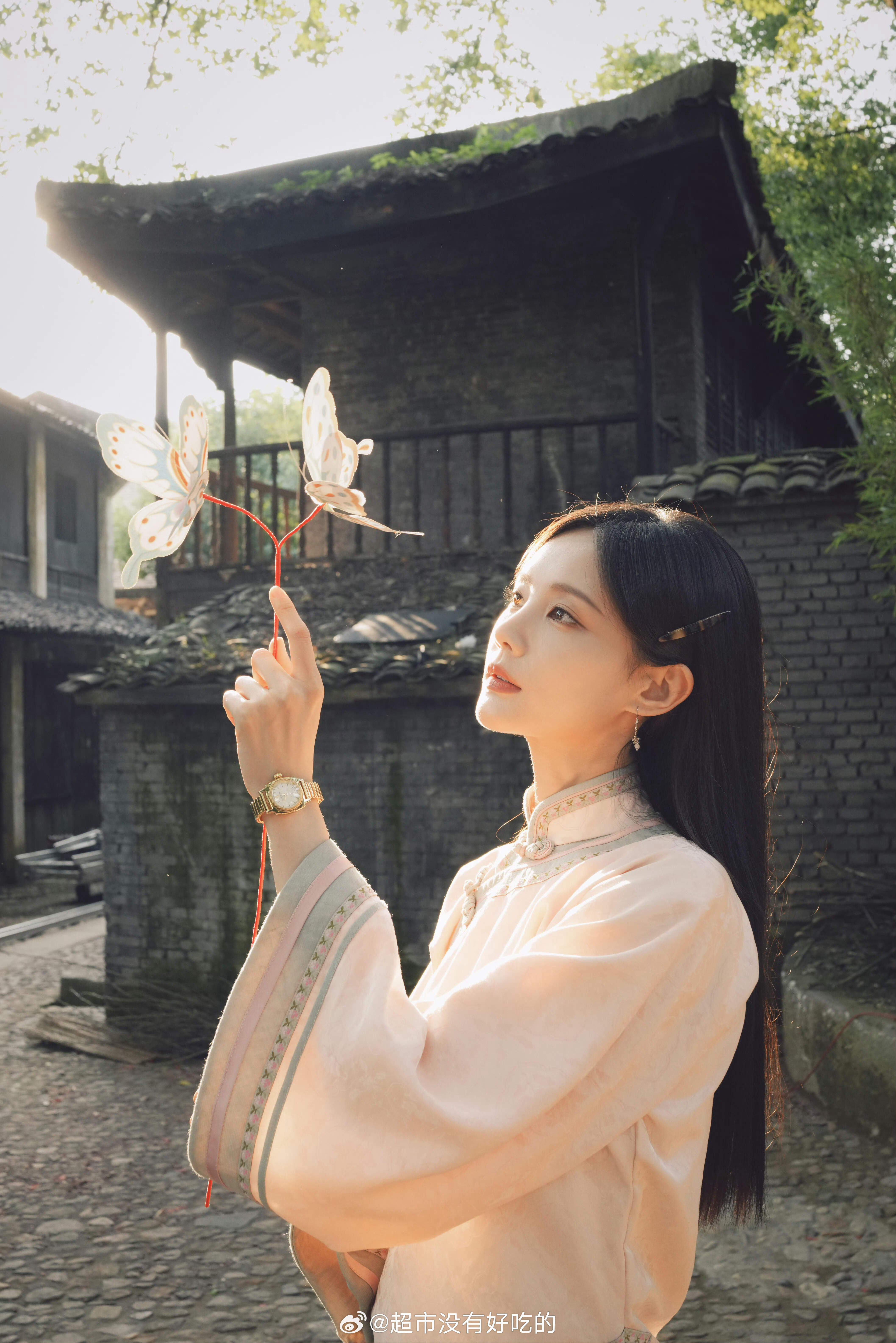 李一桐《长风起》江飞燕新图🔥好美 ​​​