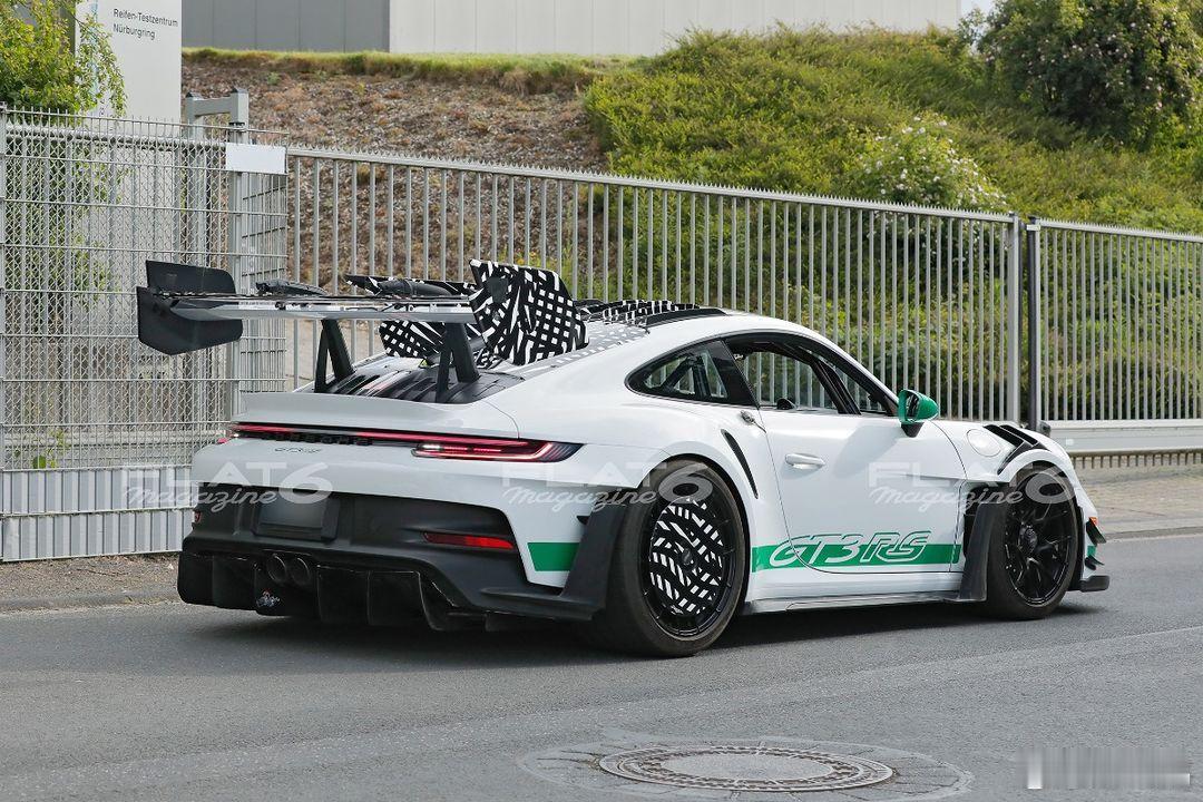 992.1GT3RS MR已经把空力压榨到这个地步了，.2GT3RS打算怎么继续