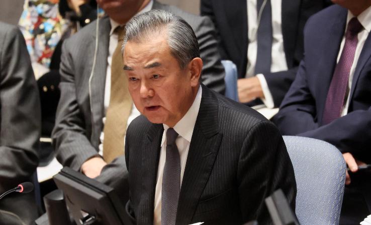 不等了，沙特主动找中国谈！

4月2日，中国外交部长王毅和沙特外交大臣费萨尔通话