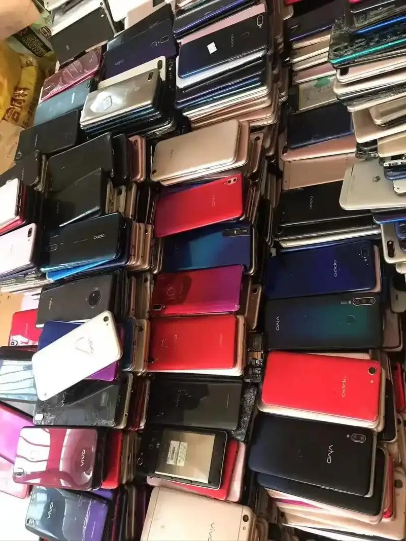 最近是不是被“高价回收破旧手机”的视频刷屏了？不管多破的手机，碎屏的、进水的，哪