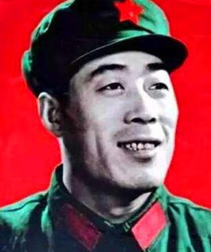 在1982年的一个清晨，孙玉国踏上了回乡的列车，远离了沈阳军区副司令员的身份，踏