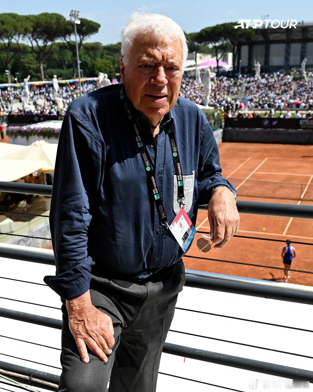 向意大利网球传奇彼得兰杰利致敬 🫶🇮🇹两届法网冠军得主、唯一一位入选国际网