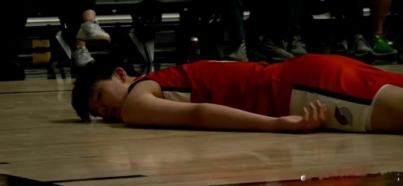 陪杨瀚森征战每一场嘿嘿，晚安😴 