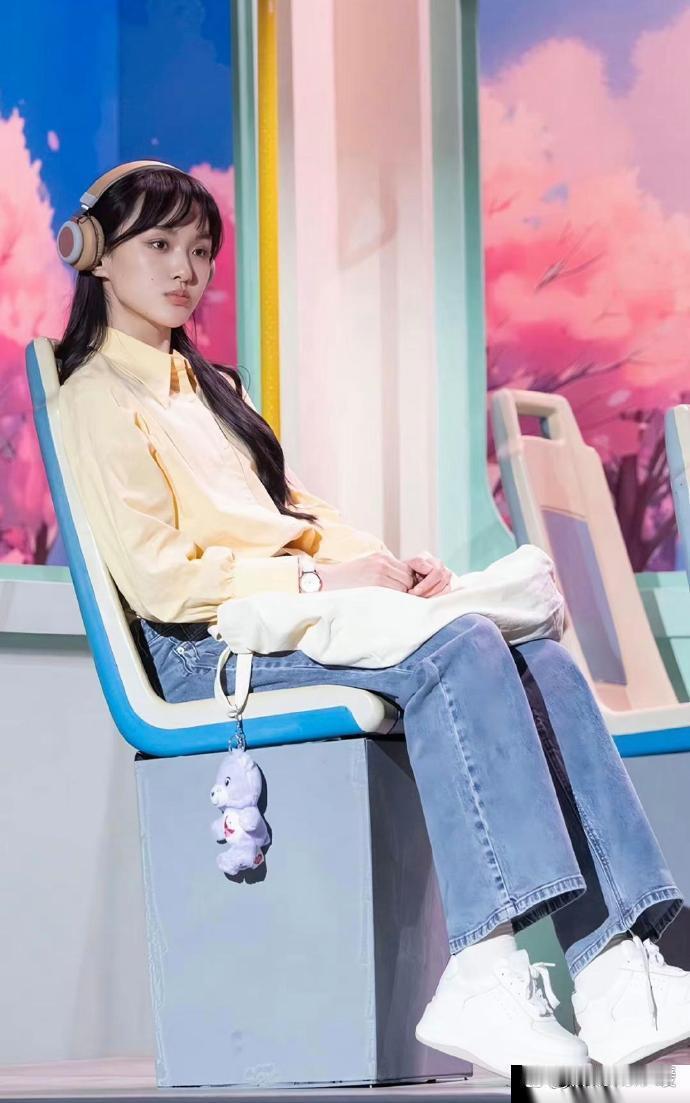 这长得像被拍扁的爽子 ​​​