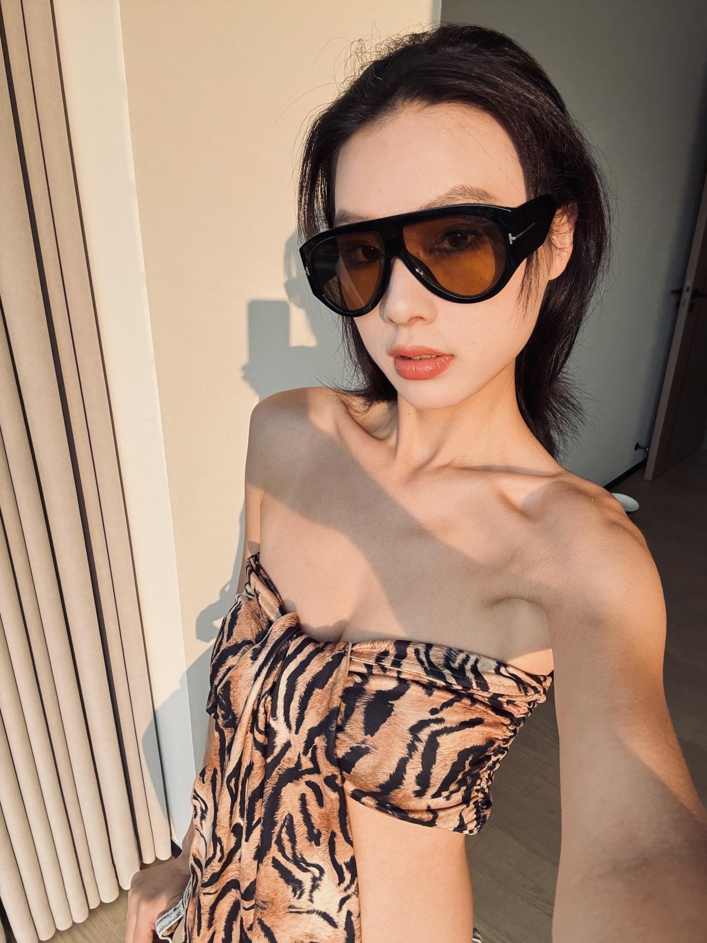 爱意随风奔跑。