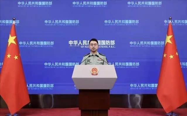 好消息！我军主力战舰进入澎湖列岛西南海域！这是令人激动的时刻！据报道，解放军近期
