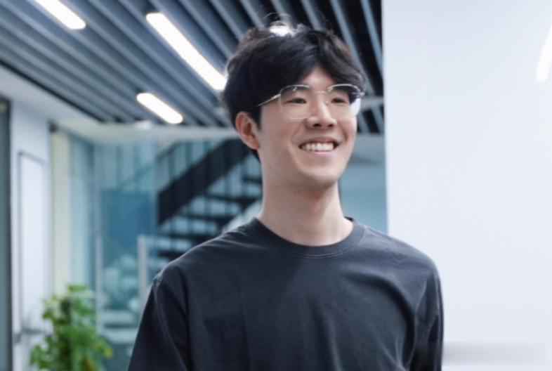 #2023LPL#Theshy和网红小杨哥活动取消！

前几天小杨哥表示Thes