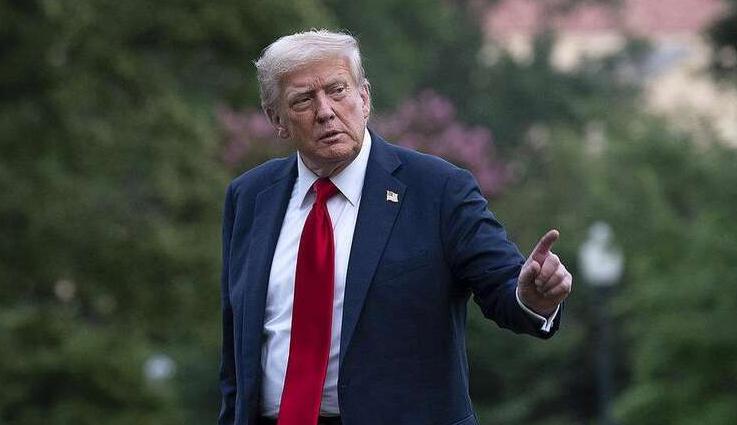 美国近期对台军事动作引发广泛关注，其强硬言论与资本市场反应形成鲜明对比，揭示了政