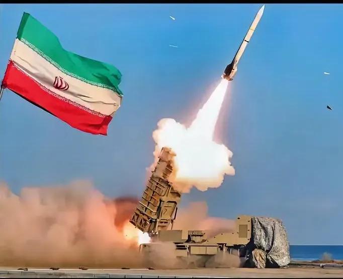 真听劝！伊朗终于出手：打不过老大，就揍小弟🔥
 
美国“史诗怒火”空袭刚砸下来