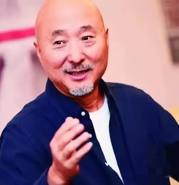 必须要给老戏骨陈佩斯狠狠点个赞！
电影《731》还没上映时就被网络舆论有节奏的抹