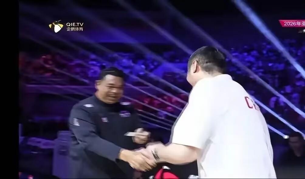 随着中国女排2：3惜败泰国女排，证明了一个事实，那就是在赖亚文、赵勇带领下的中国