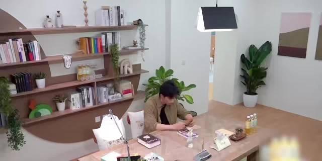 吴星颖和孙柏涵互相写信这段让人好感动，妹妹吴思颖还变成了姐姐的小信使帮忙传信，孙