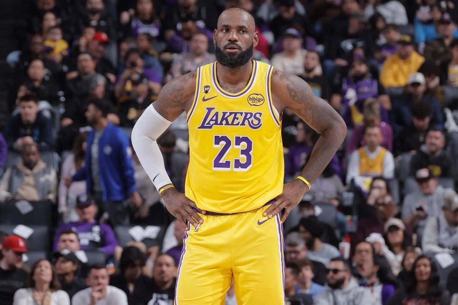 詹姆斯落选全明星首发或加速退役决心 NBA公布了2026NBA全明星的首发名单，