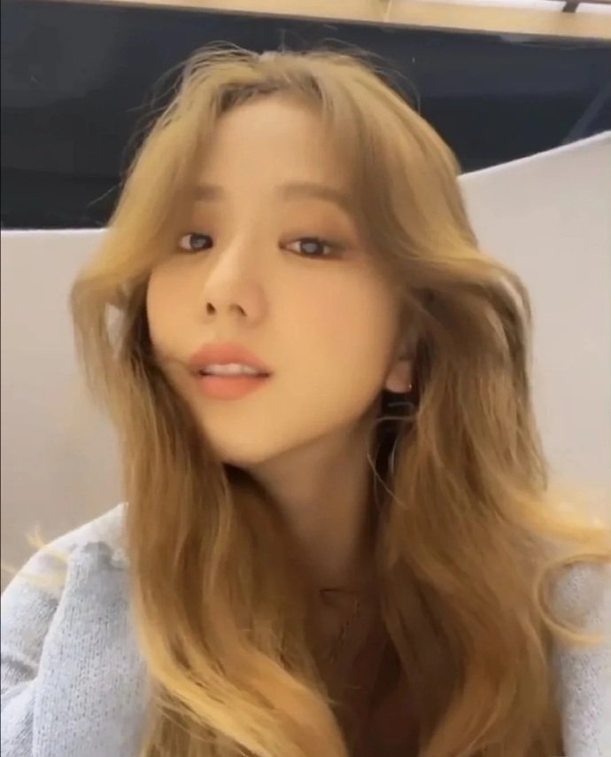 Jisoo金智秀 