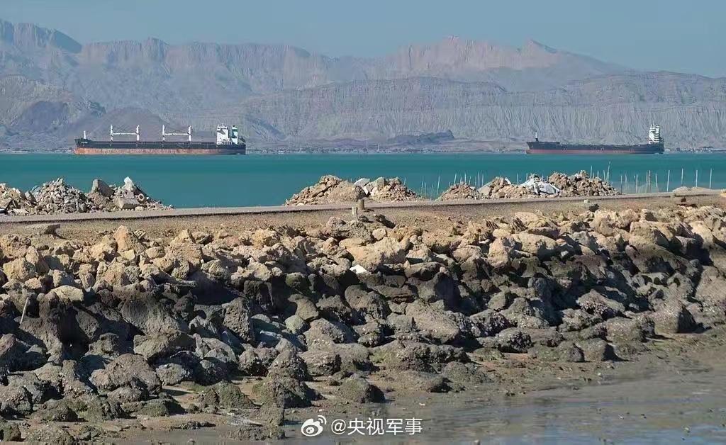 3月30日，新华社消息称，伊朗伊斯兰议会国家安全与外交政策委员会成员阿拉丁·布鲁