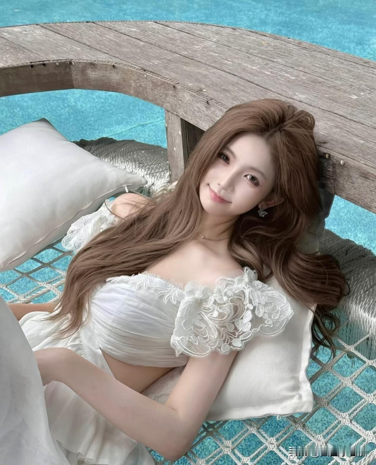 她，像不像你心中的白月光