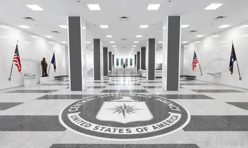 CIA公开招募中国间谍，这次更恶毒！ 美国中情局（CIA）在社交媒体上发布中文视