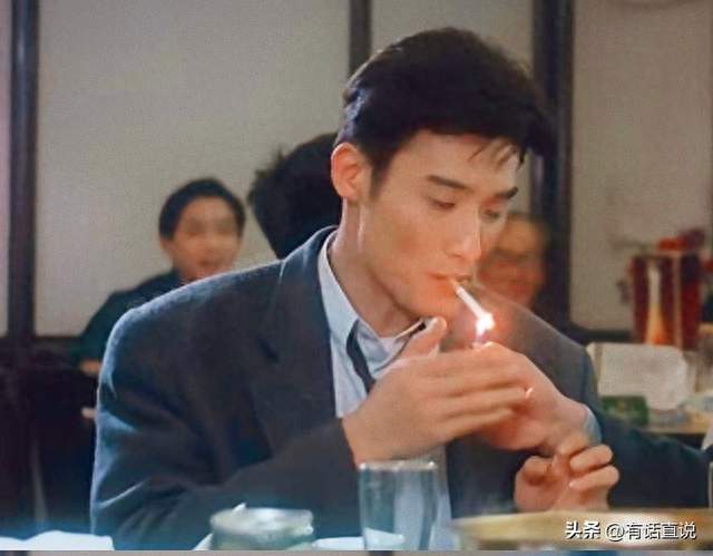 跑龙套失意转做杂志惨遭失败，一次意外邂逅改写梁家辉的人生