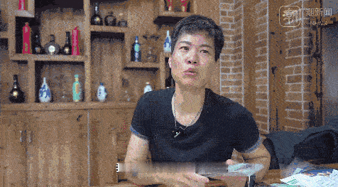 太飒了！刷屏全网的51岁机车阿姨，真的颠覆认知！不靠炒作、没有剧本，中年大姐果断