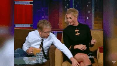 收钱的时候，系统非常好用，退税的时候需要人工办理！

特朗普的关税政策被美国最高