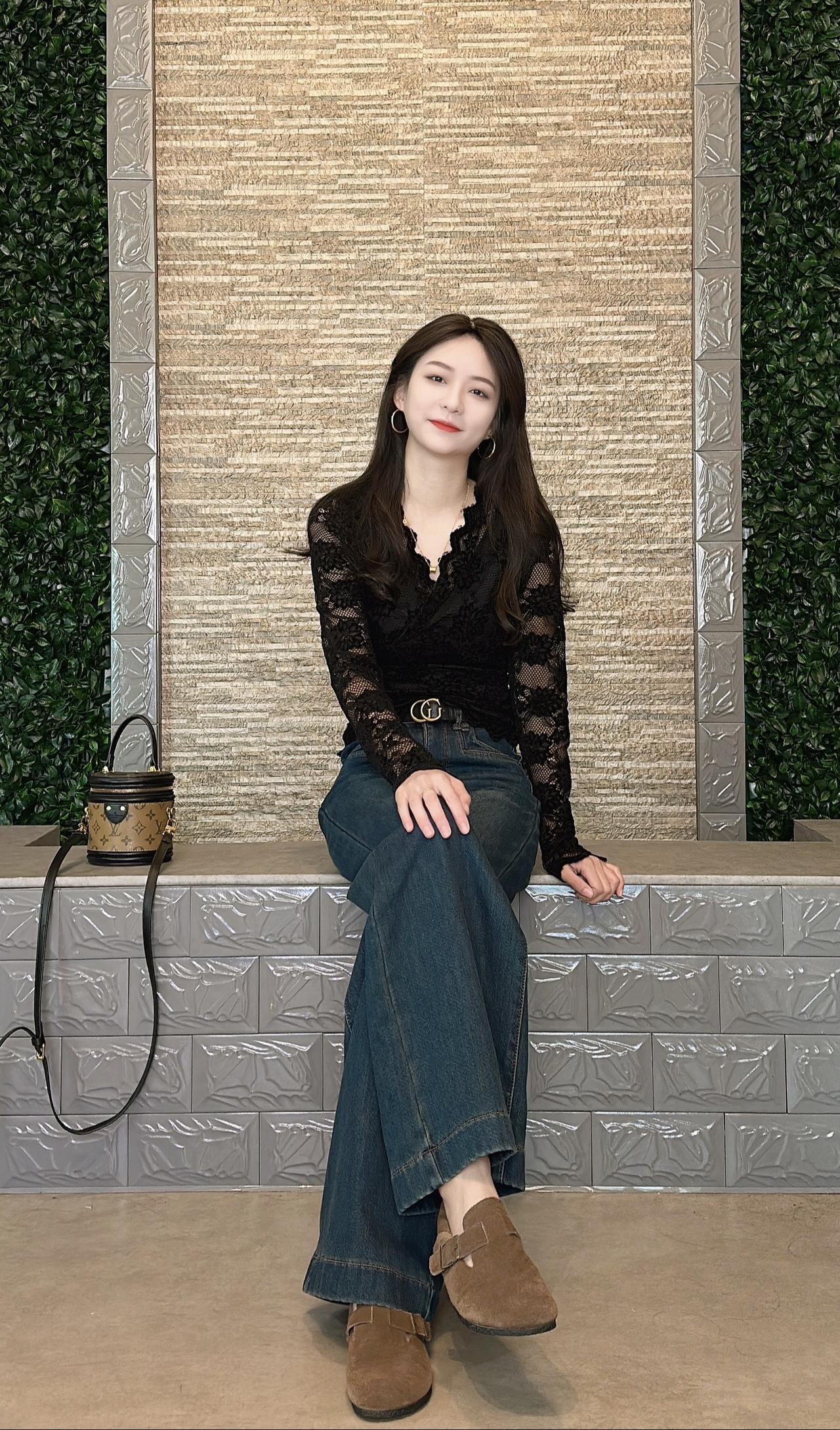 重要的人越来越少，剩下的人越来越重要，在细水长流的日子里，不说永远，只说珍惜..