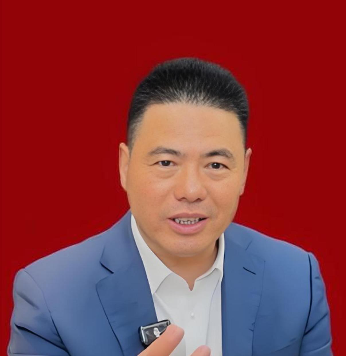 放弃500万资产、奖励生三胎21万，江苏宜兴这个修表匠凭什么把电缆做到600亿？