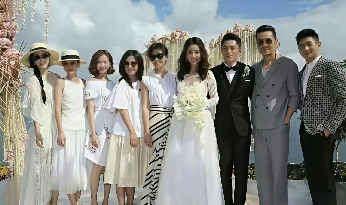 曾经林心如和霍建华的婚礼，伴娘团真的无敌了。

范冰冰、周迅、刘诗诗、赵薇、刘涛