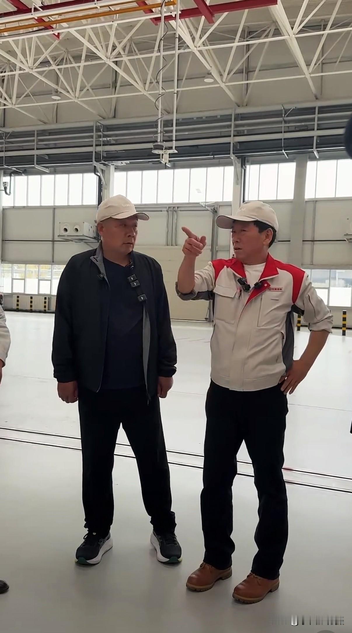 于东来魏建军终于合体了[大笑]