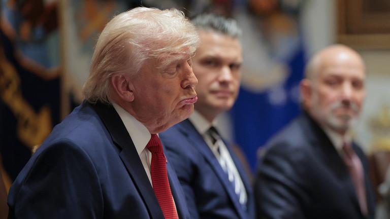 特朗普气炸了，美国已经威胁要彻底停止向乌克兰供应武器，除非北约欧洲盟友同意加入美