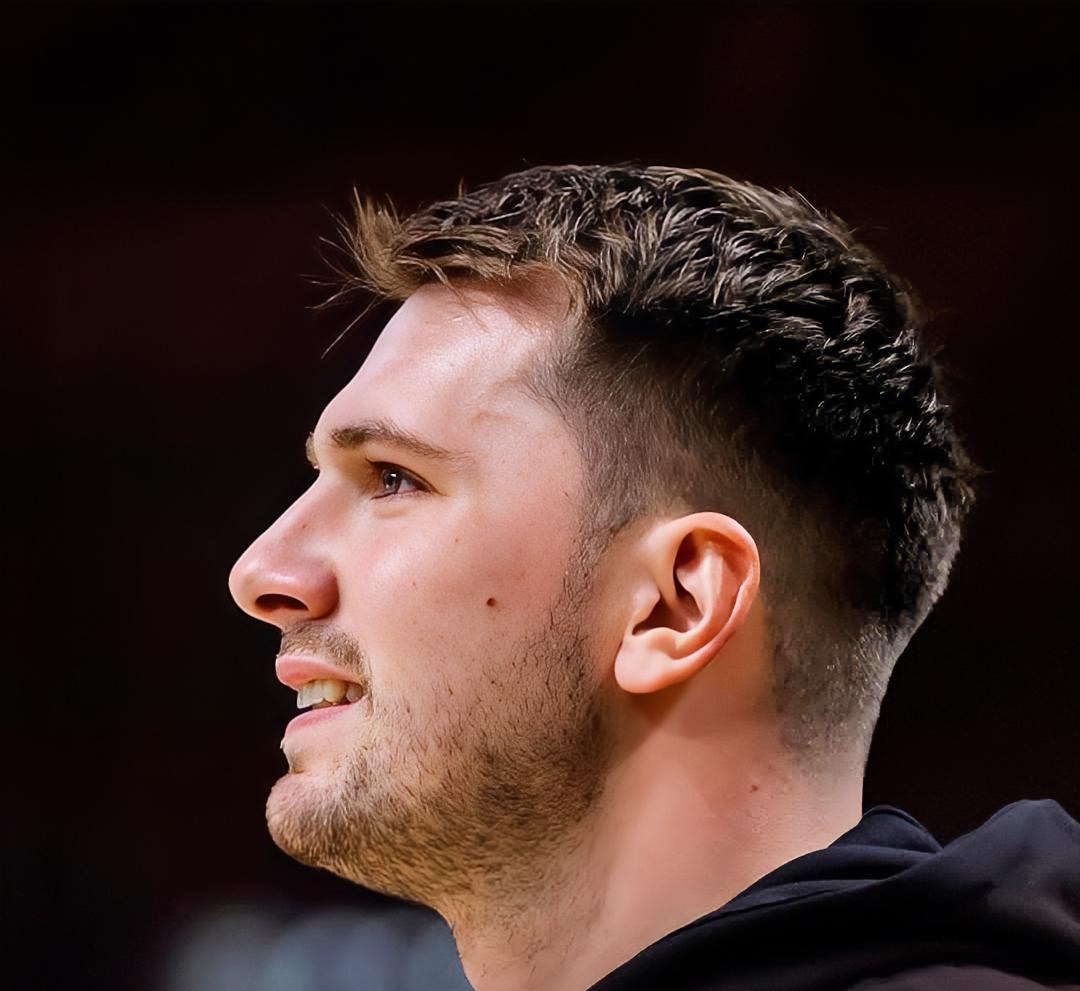 客观谈“65”场规则！
今天真是几家欢喜几家愁，华子的申诉被驳回，而东契奇和cc